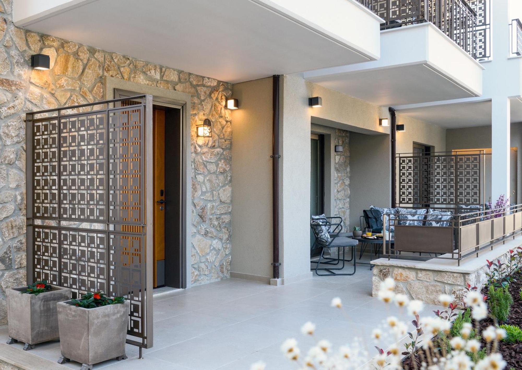 Epineio Comfort Living لِتوخورو المظهر الخارجي الصورة